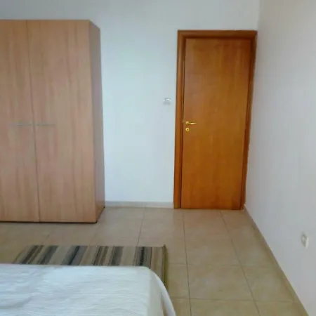 Watermill Sea View Apartment *